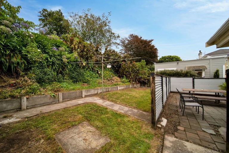 Photo of property in 51 Vivian Street, New Plymouth, 4310