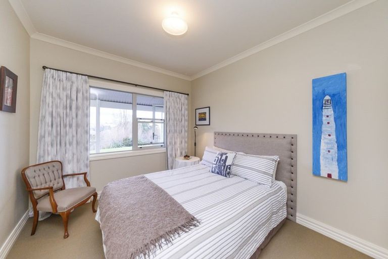 Photo of property in 1030b Valley Road, Ashhurst, 4884