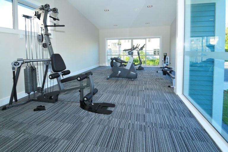 Photo of property in 19 Parkside Drive, Orewa, 0931