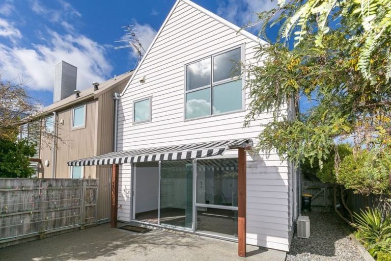 Photo of property in 6/17 Argentine Avenue, Miramar, Wellington, 6022