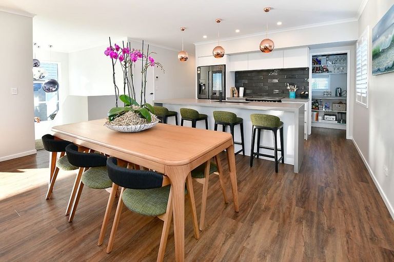 Photo of property in 48 Amorino Drive, Red Beach, 0932