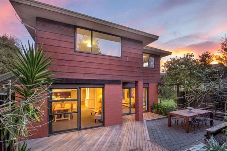 Photo of property in 14 Tyndale Place, Ilam, Christchurch, 8041