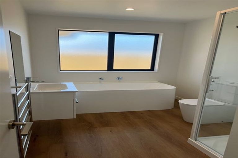 Photo of property in 16 Harry Manship Crescent, Halswell, Christchurch, 8025