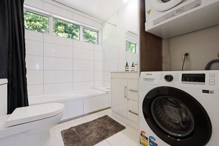 Photo of property in 3a Anderson Terrace, Mount Cook, Wellington, 6021