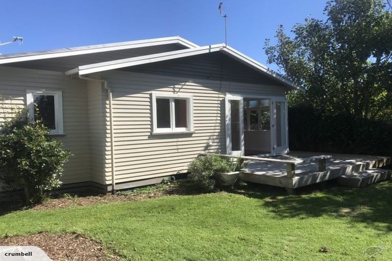 Photo of property in 19a Ropiha Street, Fitzroy, New Plymouth, 4312
