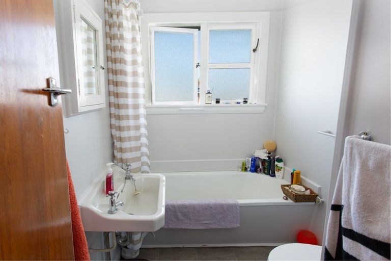 Photo of property in 1 Renwick Street, Seddon, 7210