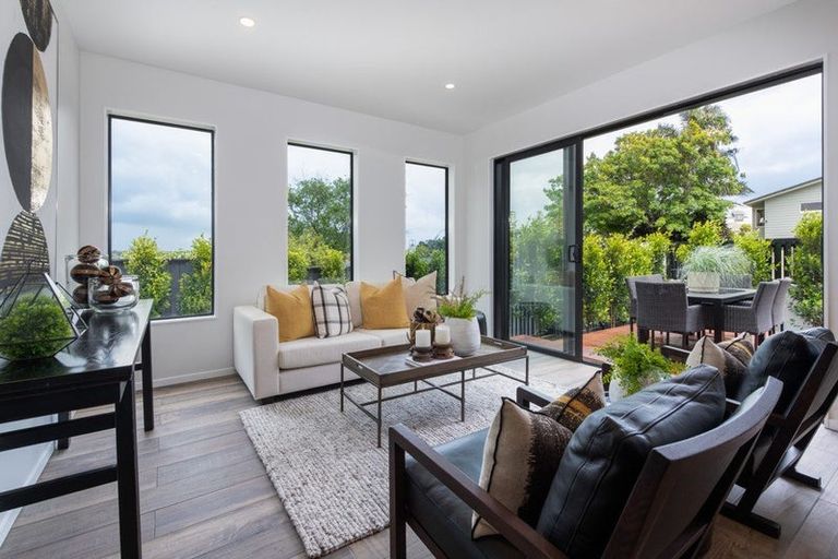 Photo of property in 12a Eric Price Avenue, Takapuna, Auckland, 0620