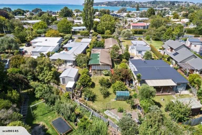 Photo of property in 18 Glengarry Avenue, Manly, Whangaparaoa, 0930