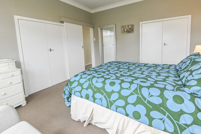 Photo of property in 11 Elizabeth Place, Clive, 4102