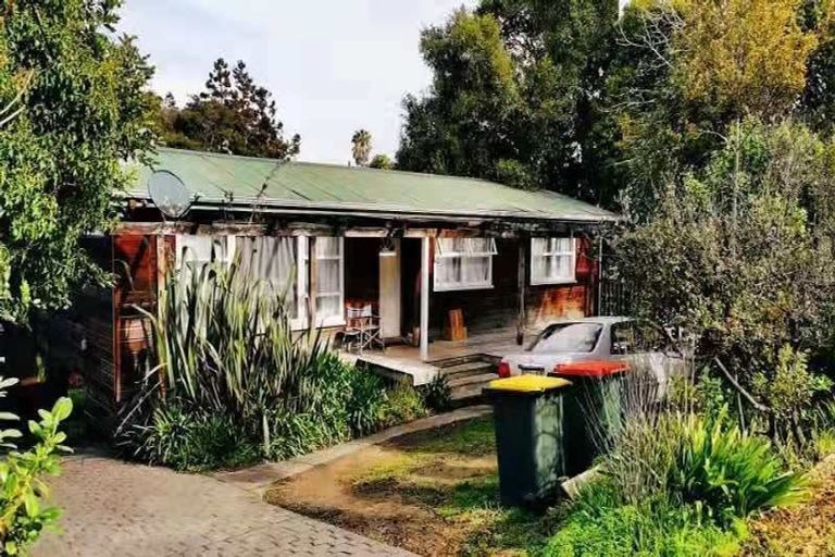 Photo of property in 21 Schnapper Rock Road, Greenhithe, Auckland, 0632