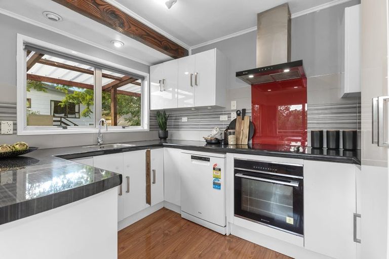 Photo of property in 21 Old Onerahi Road, Onerahi, Whangarei, 0110