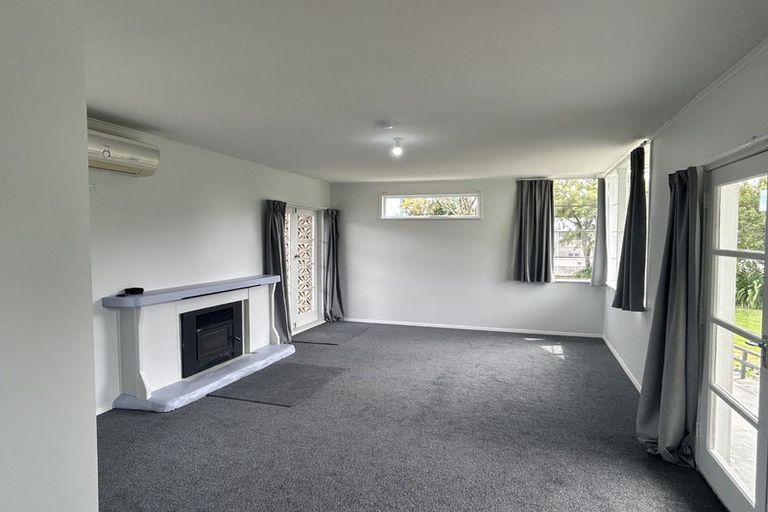 Photo of property in 1 Hariata Street, Otaki, 5512