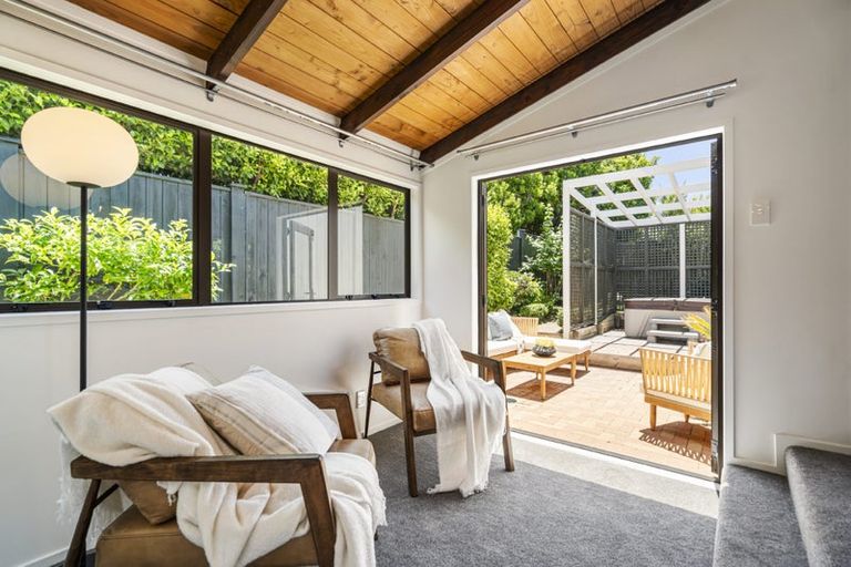 Photo of property in 13a Faulkner Road, Northcote Point, Auckland, 0627