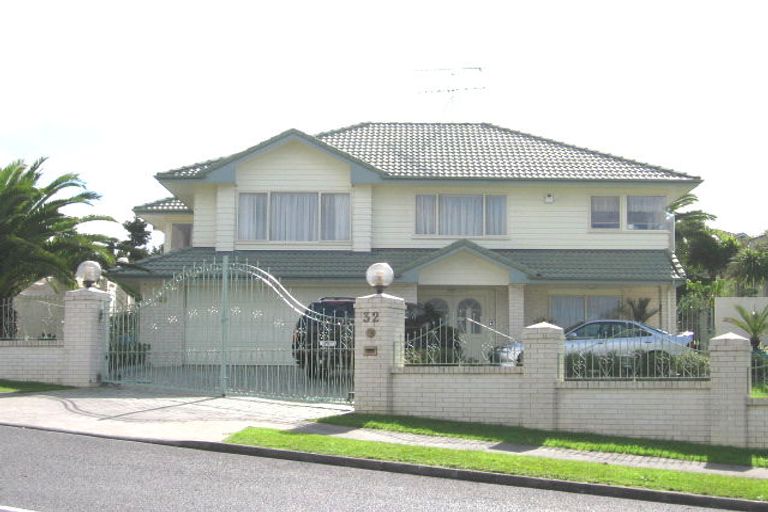 Photo of property in 1/32 Alicia Road, Somerville, Auckland, 2014