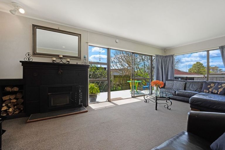 Photo of property in 3 Revell Court, Pukekohe, 2120