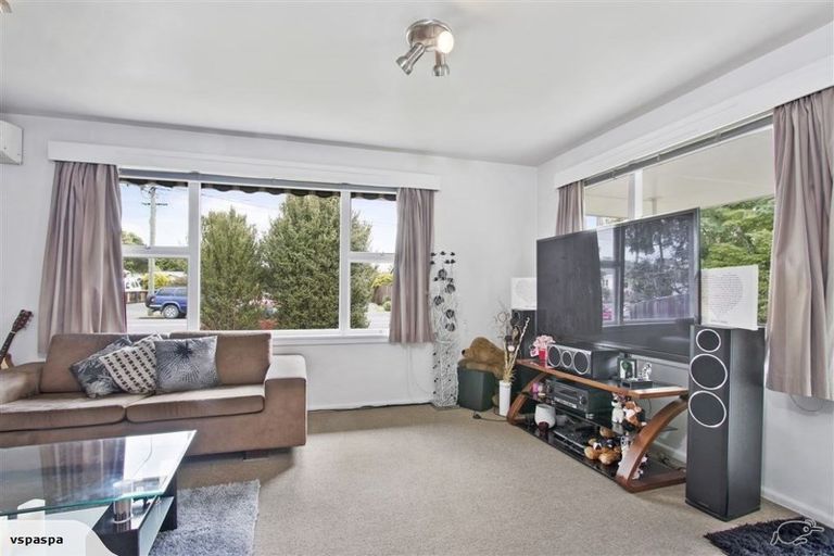 Photo of property in 1/24 Highsted Road, Bishopdale, Christchurch, 8053