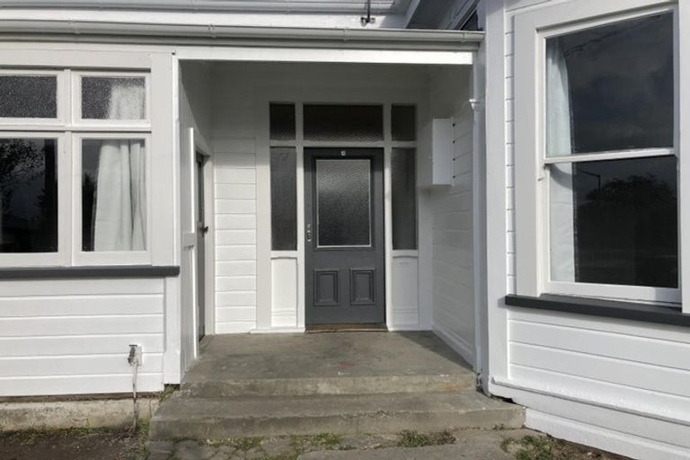 Photo of property in 152 Featherston Street, Palmerston North, 4410