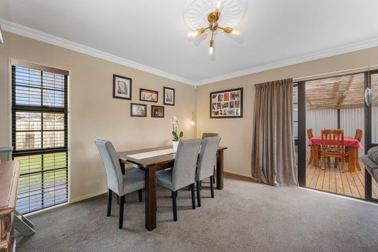 Photo of property in 2 Ascot Close, Richmond Heights, Taupo, 3330