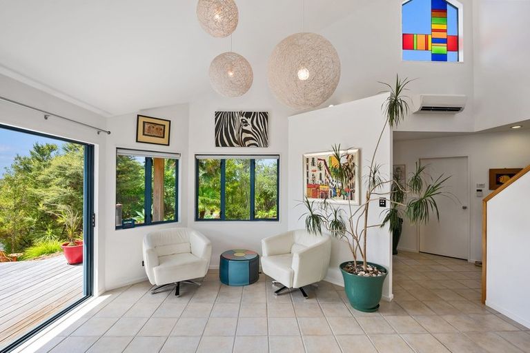 Photo of property in 361a Paremoremo Road, Paremoremo, Auckland, 0632