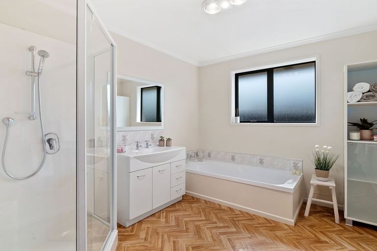 Photo of property in 6 Fenwick Crescent, Cromwell, 9310