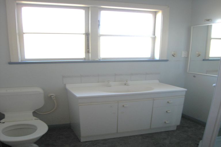 Photo of property in 18a Tay Street, Waimataitai, Timaru, 7910