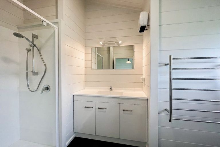 Photo of property in 41 Delamare Road, St Andrews, Hamilton, 3200