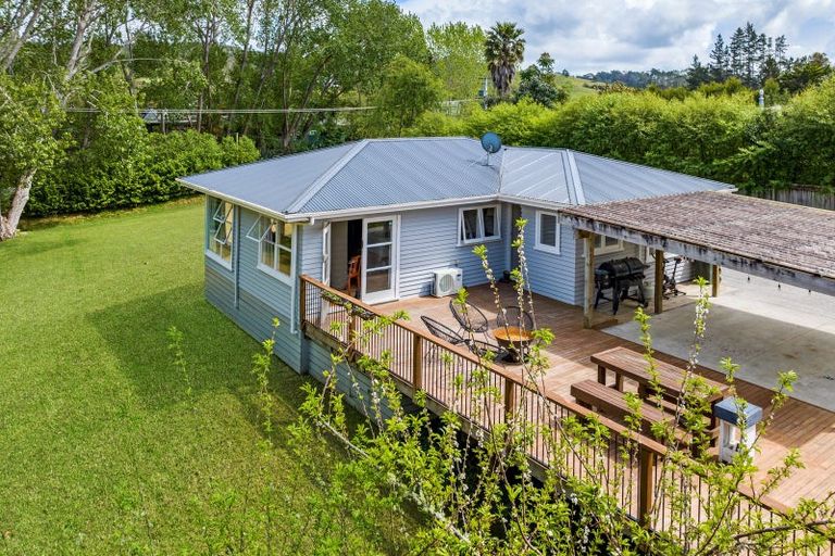 Photo of property in 1108 Kaipara Coast Highway, Kaukapakapa, 0873