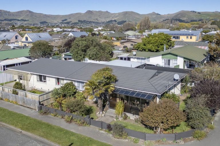 Photo of property in 1/2 Bayswater Crescent, Bromley, Christchurch, 8062