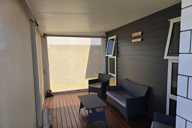 Photo of property in 4 Spinifex Street, Papamoa Beach, Papamoa, 3118