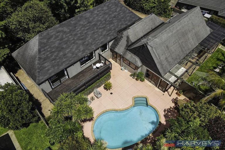 Photo of property in 23 Charles Prevost Drive, The Gardens, Auckland, 2105