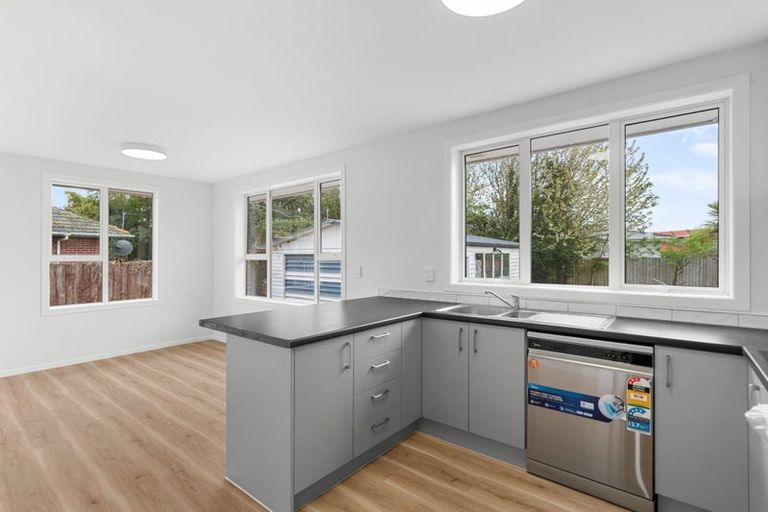 Photo of property in 12 Algidus Street, Sockburn, Christchurch, 8042