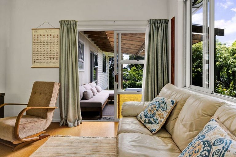 Photo of property in 35 Kelly Street, Inglewood, 4330