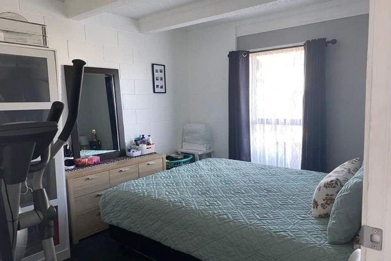 Photo of property in 280g Motutara Road, Muriwai, Waimauku, 0881