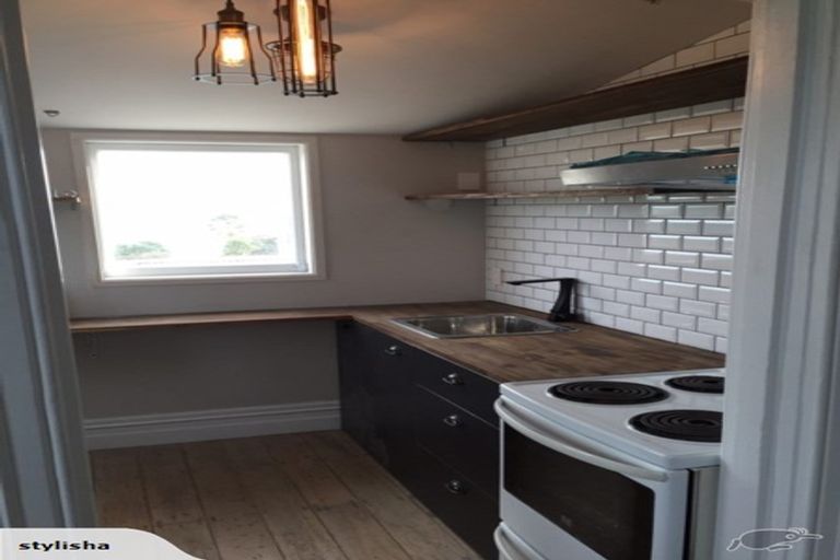 Photo of property in 66 Palmerston Road, Birkenhead, Auckland, 0626