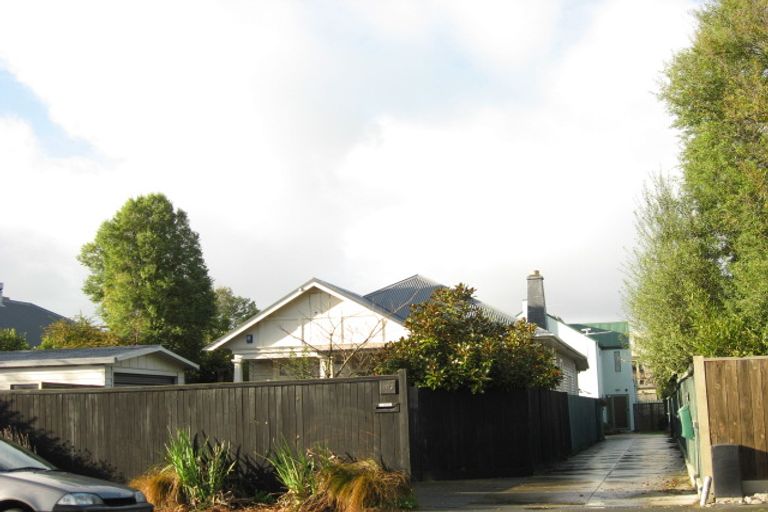 Photo of property in 102 Innes Road, St Albans, Christchurch, 8052