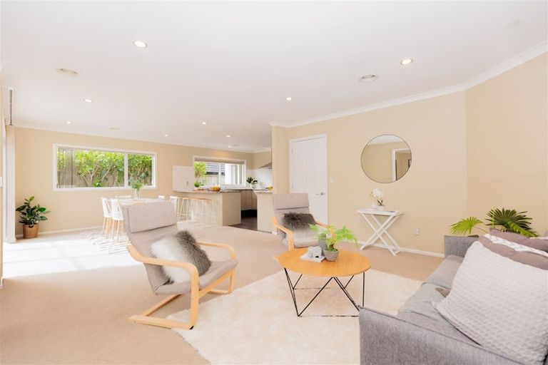 Photo of property in 43 Winsley Terrace, Churton Park, Wellington, 6037