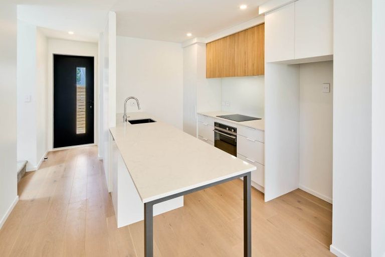 Photo of property in 17/10 Pascoe Avenue, Paremata, Porirua, 5026