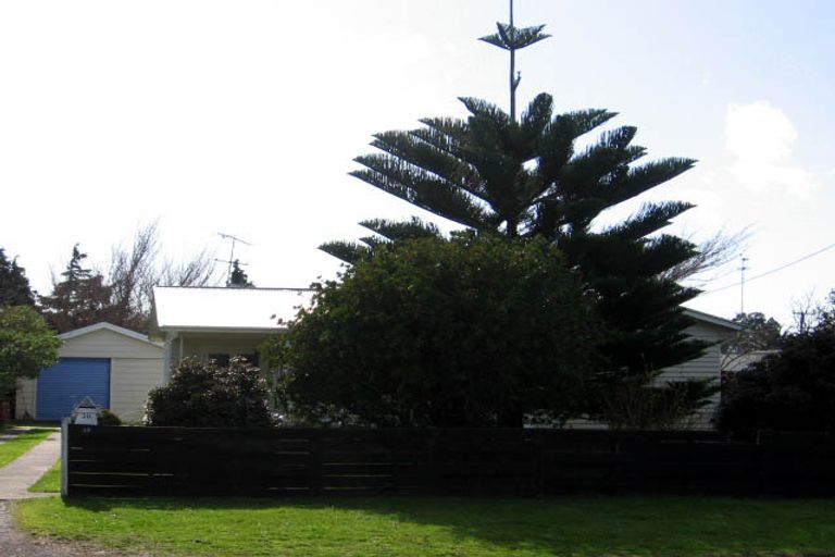 Photo of property in 39 Brandon Street, Featherston, 5710