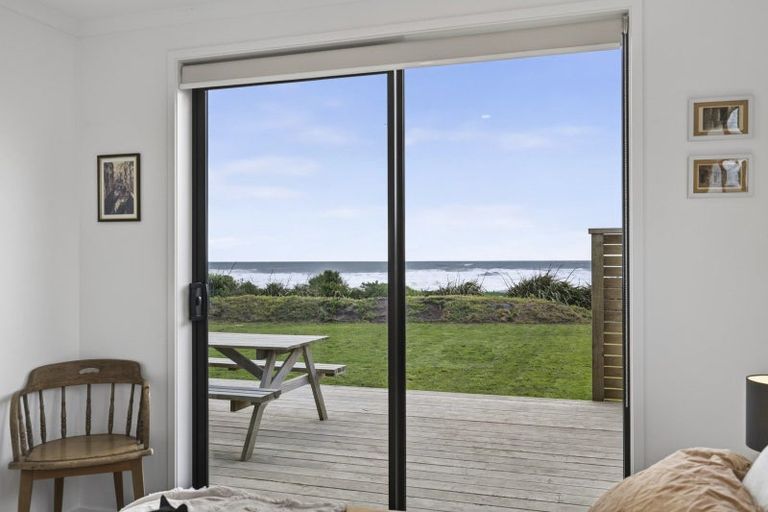 Photo of property in 428 Coast Road, Warea, New Plymouth, 4381