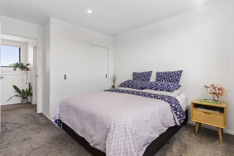 Photo of property in 7/45 Vera Road, Te Atatu South, Auckland, 0610