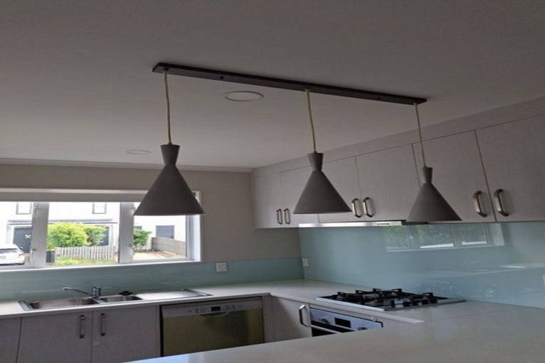 Photo of property in 20 Saddleback Crescent, Papakura, 2110