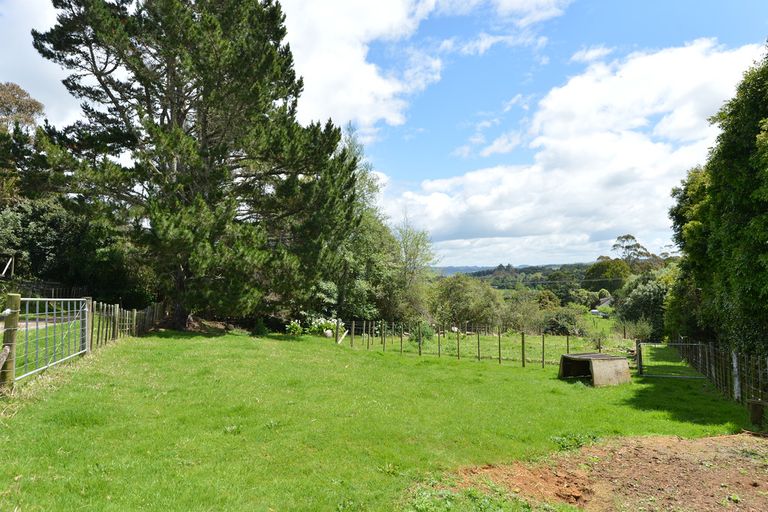 Photo of property in 574 Crane Road, Kauri, Kamo, 0185