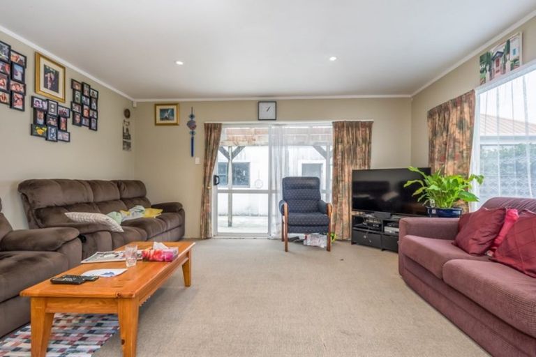 Photo of property in 9 Bush Street, Naenae, Lower Hutt, 5011