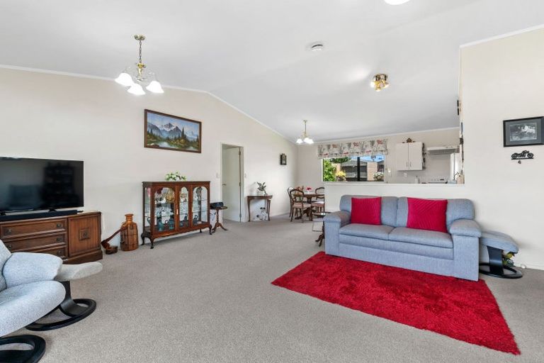 Photo of property in 4 Ashmore Place, Fairy Springs, Rotorua, 3015