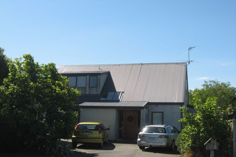 Photo of property in 5 Hamish Place, Westmorland, Christchurch, 8025