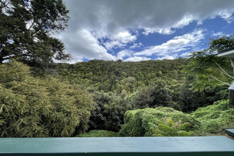 Photo of property in 87 Plateau Road, Te Marua, Upper Hutt, 5018