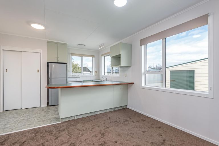 Photo of property in 18 Acacia Street, Kelvin Grove, Palmerston North, 4414