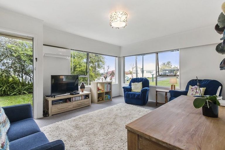 Photo of property in 10/126 Lynwood Road, New Lynn, Auckland, 0600