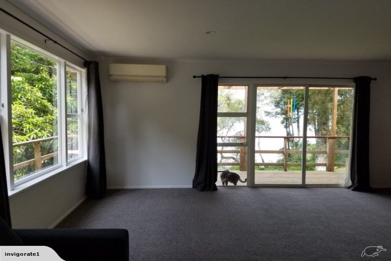 Photo of property in 14 Paturoa Road, Titirangi, Auckland, 0604