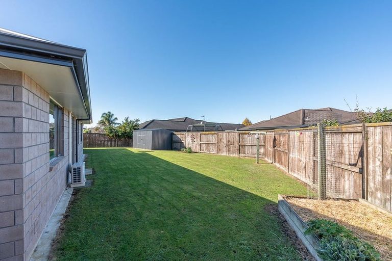 Photo of property in 15 Cole Thomas Place, Huntington, Hamilton, 3210